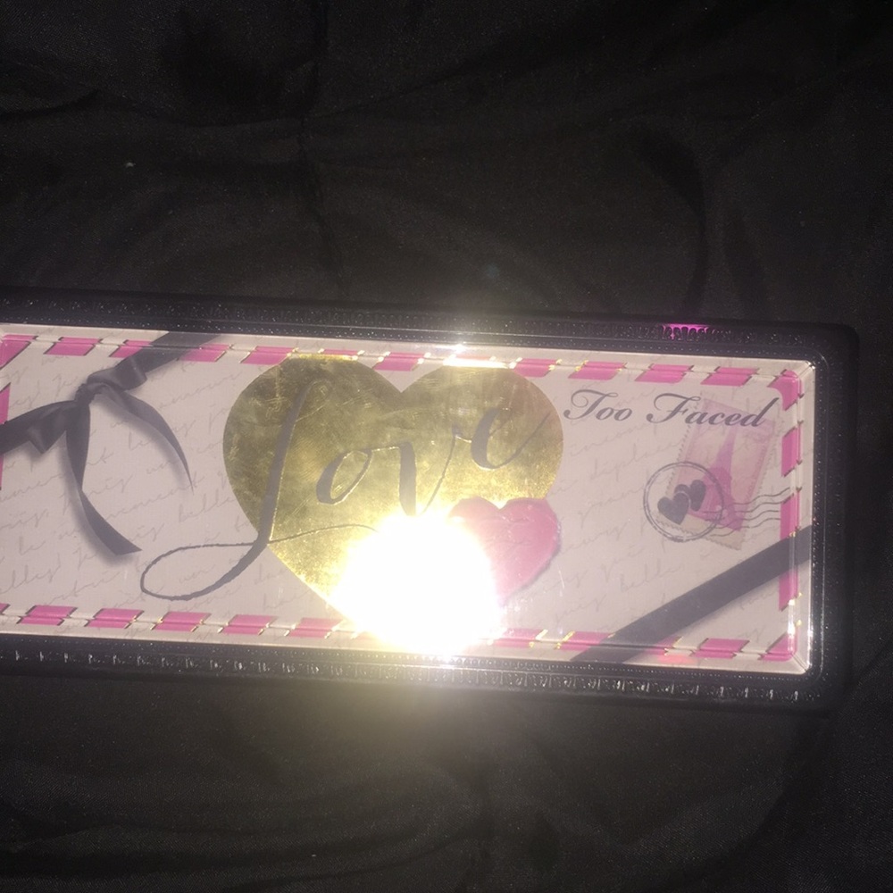 Too Faced “love” palette